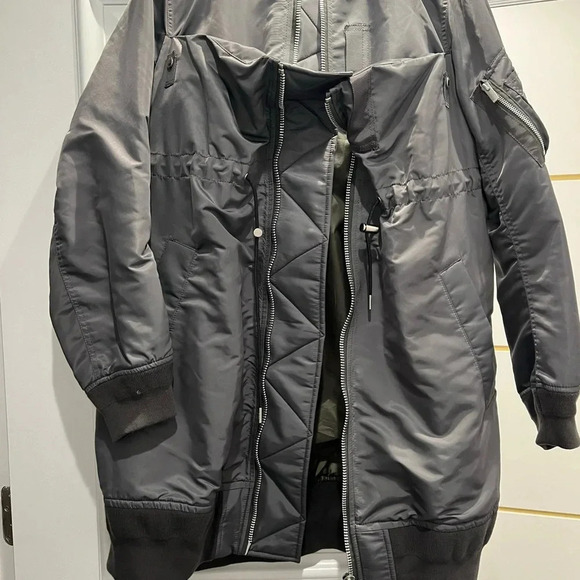 Sacai Jacket excellent condition - Picture 10 of 14
